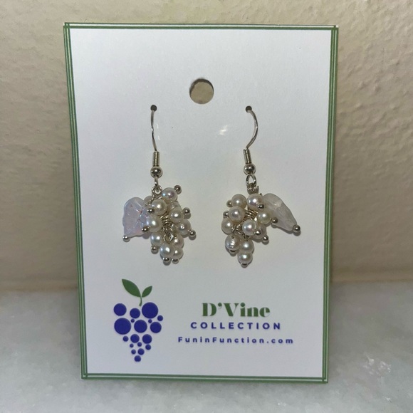 Pearl Grape Cluster Earrings w/ Czech Glass Leaves - Picture 3 of 4